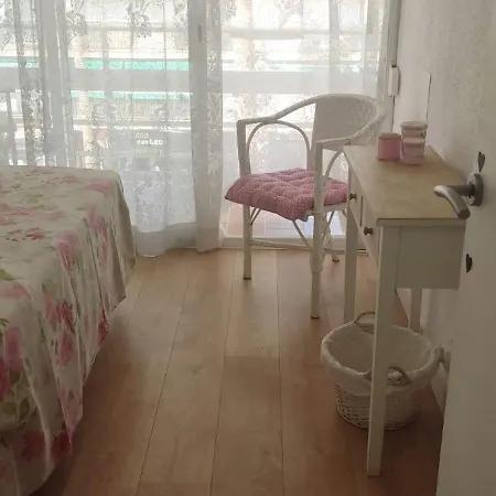 Apartment Encantador Frente A La Playa De Bara
